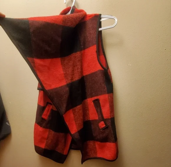 Womens red sleeveless cardigan jacket with pockets vest - Picture 8 of 8